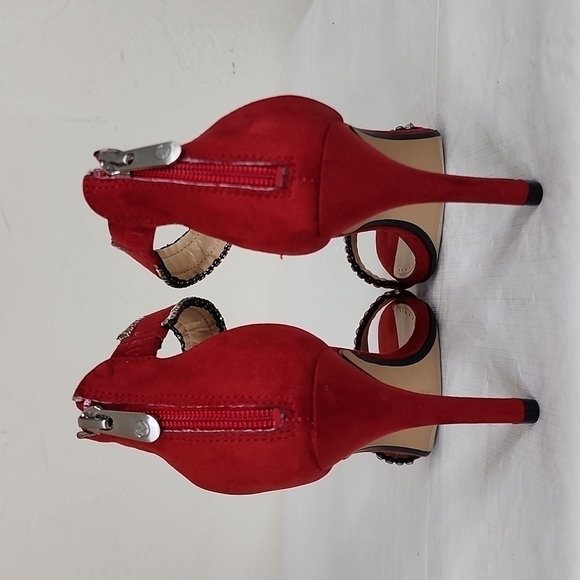 New Adrienne Vittadini Gracy Red Leather Embellished Stiletto Sandal Size 7.5M - Picture 4 of 11